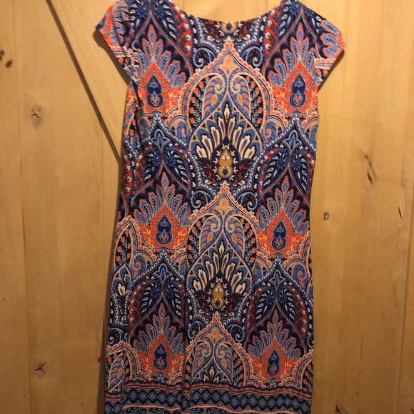 Beautiful Summer Dress - Picture 2 of 4